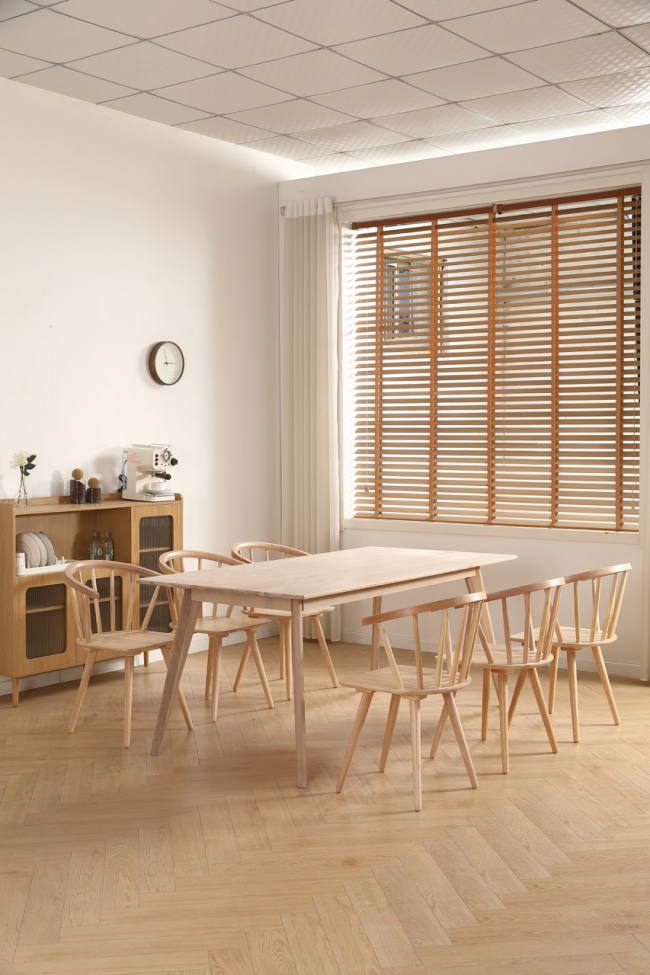 Spisebord 'Line' 180 cm - Hvitpigmentert