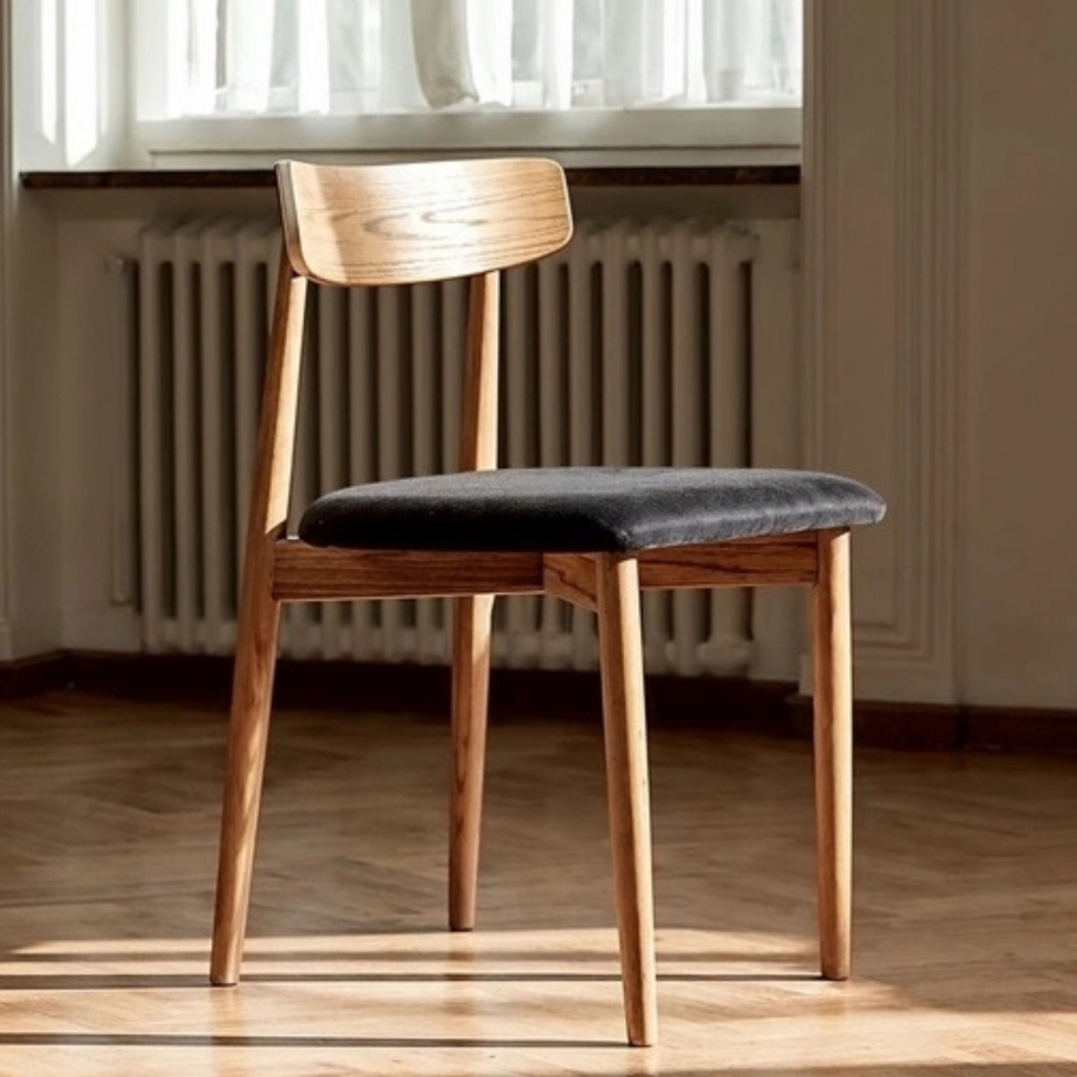 Spisestol 'Ystad' - Naturlig/Svart