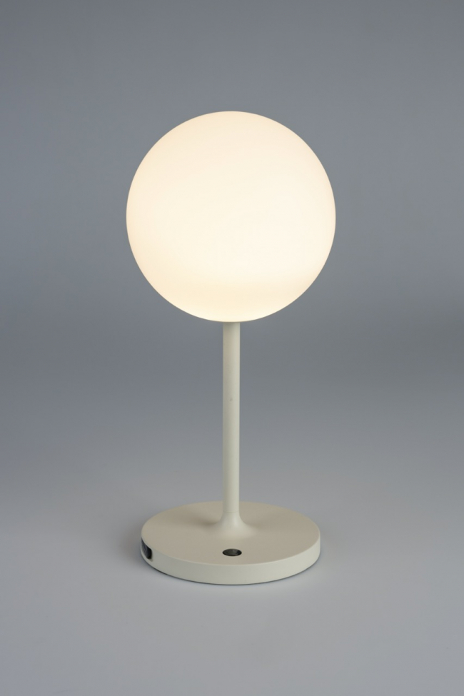 Oppladbar lampe 'Hub' - Beige