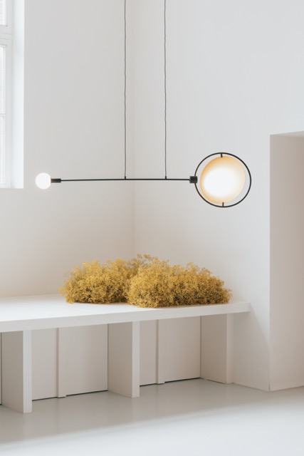 Taklampe 'Sirius' 35x133 - Sort